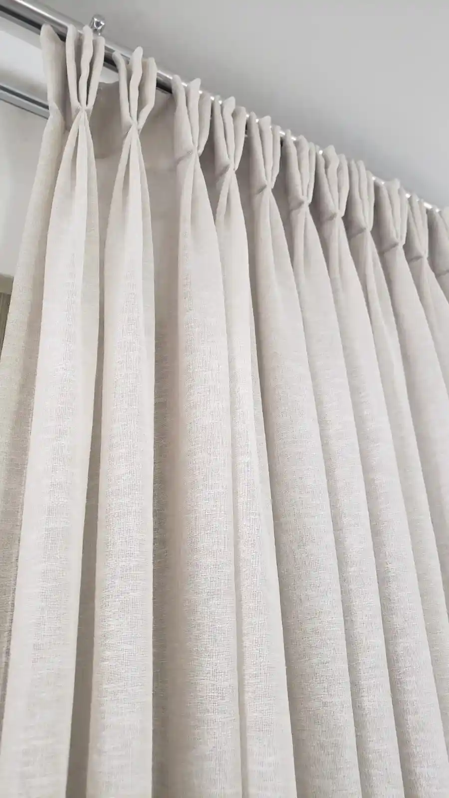 curtain installation Dubai